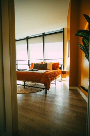 1 bedroom, travel cot, free WiFi - *NEW* Cozy Downtown Halifax Loft *Free Parking* (Halifax)