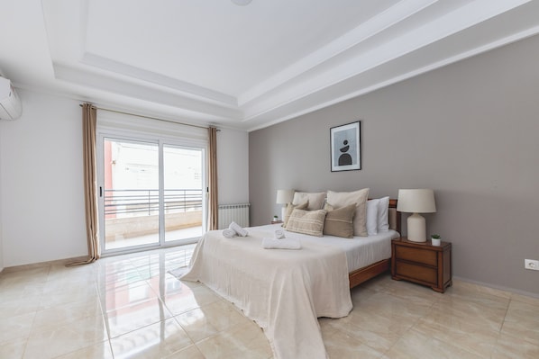 3 Schlafzimmer, Bügeleisen/Bügelbrett, Babybetten, kostenloses WLAN