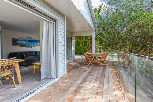 Hibiscus Cottage in Red Beach with BBQ and Aircon