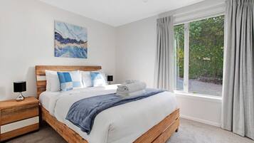 2 chambres, fer et planche à repasser, Wi-Fi gratuit, draps fournis