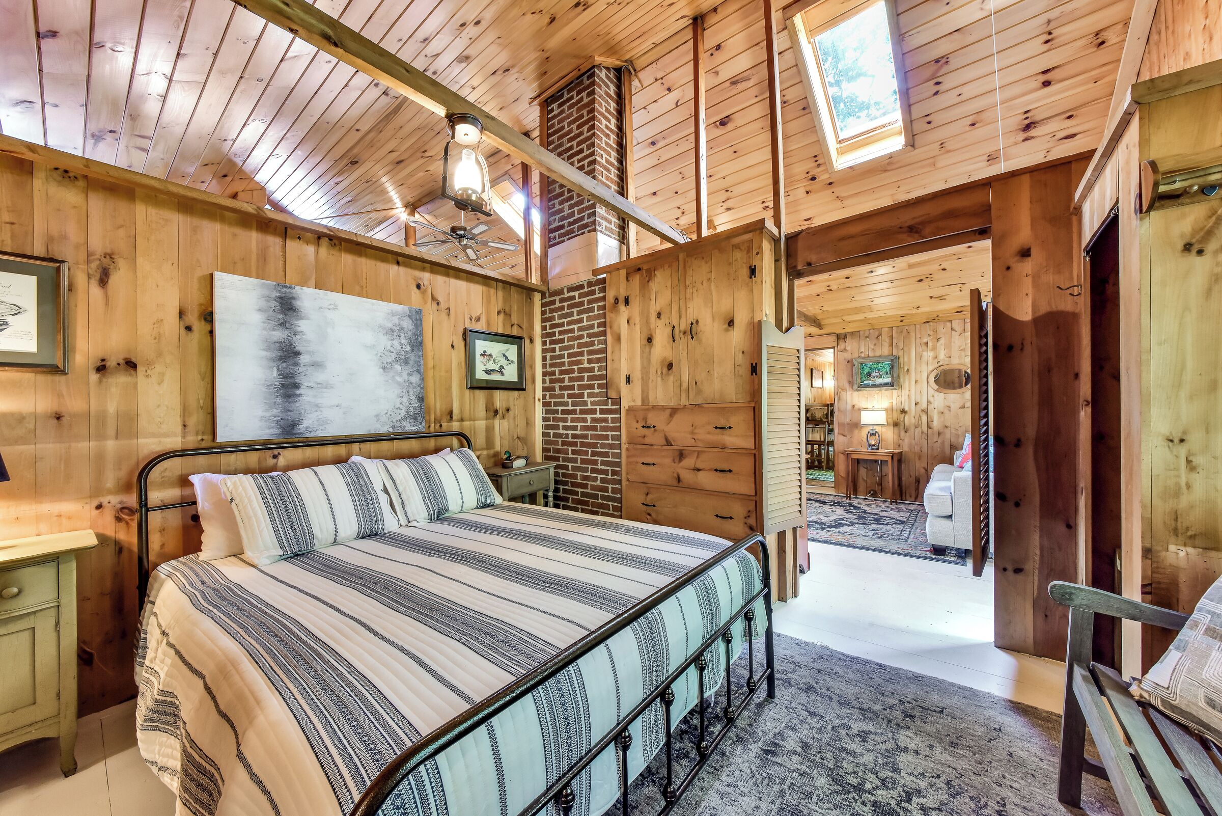 4 chambres, bureau, Wi-Fi gratuit, draps fournis
