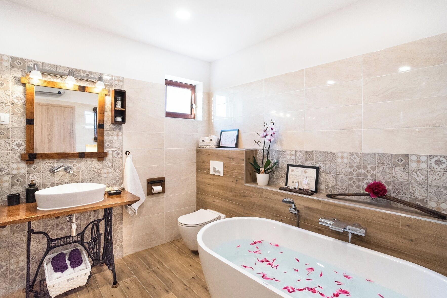 Nhà truyền thống, 2 phòng ngủ, quang cảnh vườn | Phòng tắm