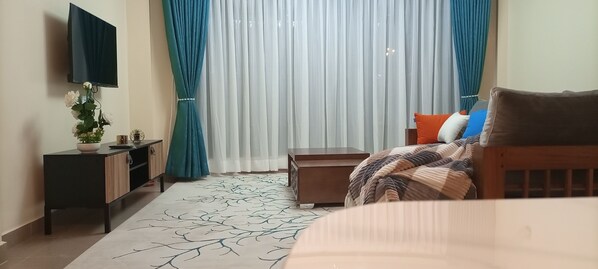 2 bedrooms, iron/ironing board, WiFi - Charming 2-bedroom apartment in beautiful Nakuru with WiFi, 24hr security.
(Nakuru)