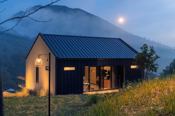 Premier Room | Exterior