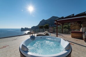 Terrace/patio - MAIN Roof Terrace Apartment (Massa Lubrense)