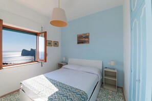 Penthouse có tầm nhìn toàn cảnh, quang cảnh biển | 3 phòng ngủ, màn/rèm cản sáng, phòng cách âm