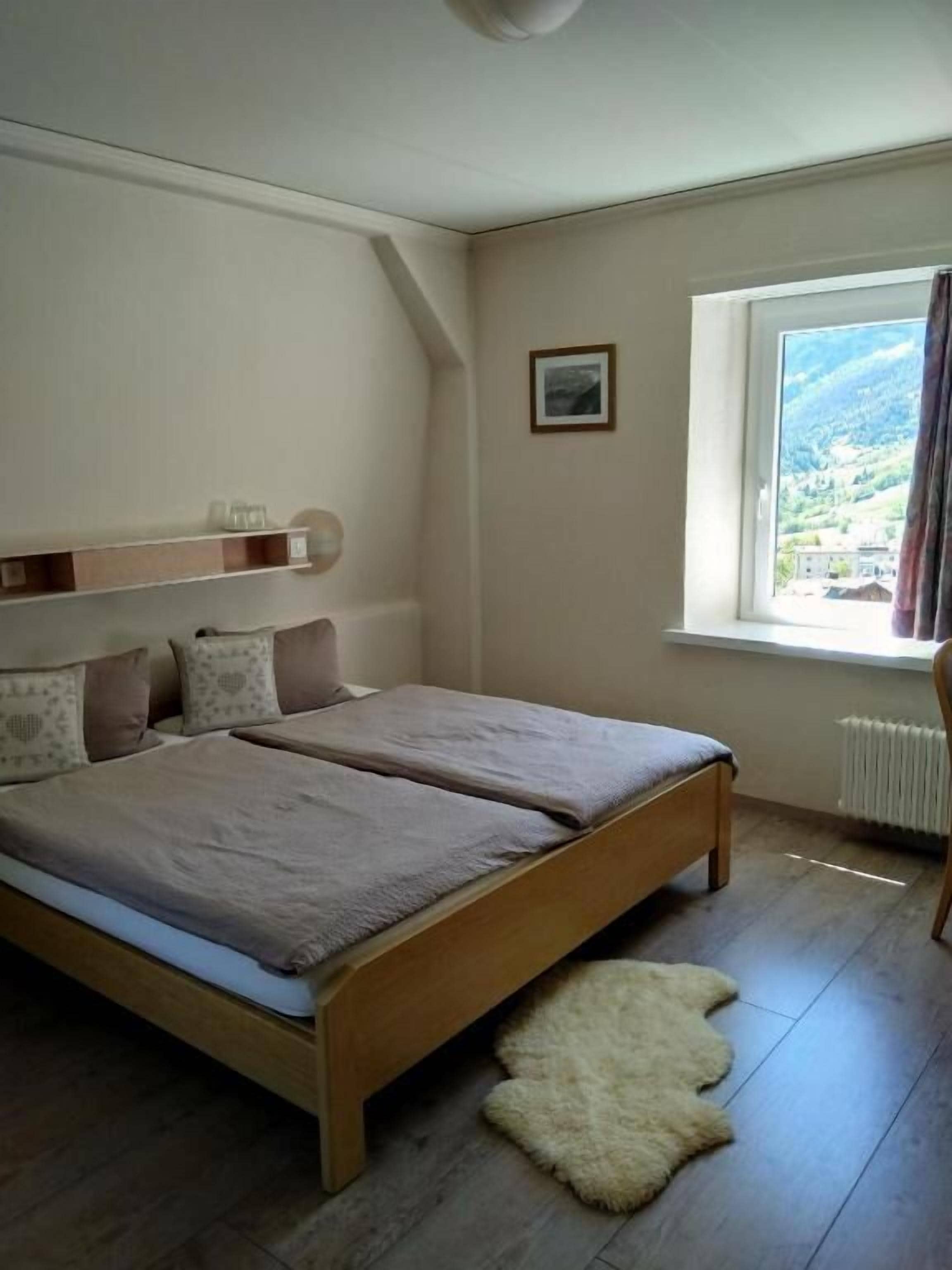 Familien-Dreibettzimmer, Mehrere Betten, Bergblick | Kostenloses WLAN