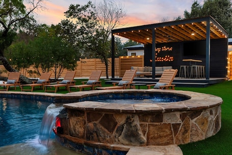 Pool. La Mariposa ~ Grand Oasis Big Luxury Home