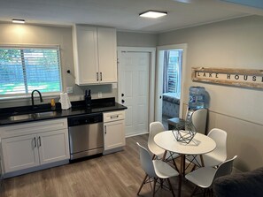 Fridge, microwave, oven, stovetop - Adorable Lakeside Retreat with Cowboy Pool (Canyon Lake)