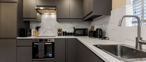 Fridge, microwave, oven, stovetop