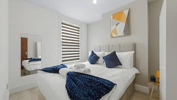 6 bedrooms, iron/ironing board, free WiFi, bed sheets