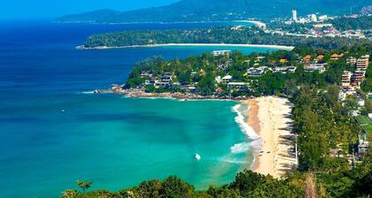 5-Bedroom****Villa in Phuket, 10 minutes walk to the fine sands of Karon Beach