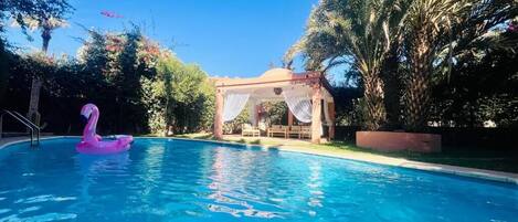 Piscina a l'aire lliure
