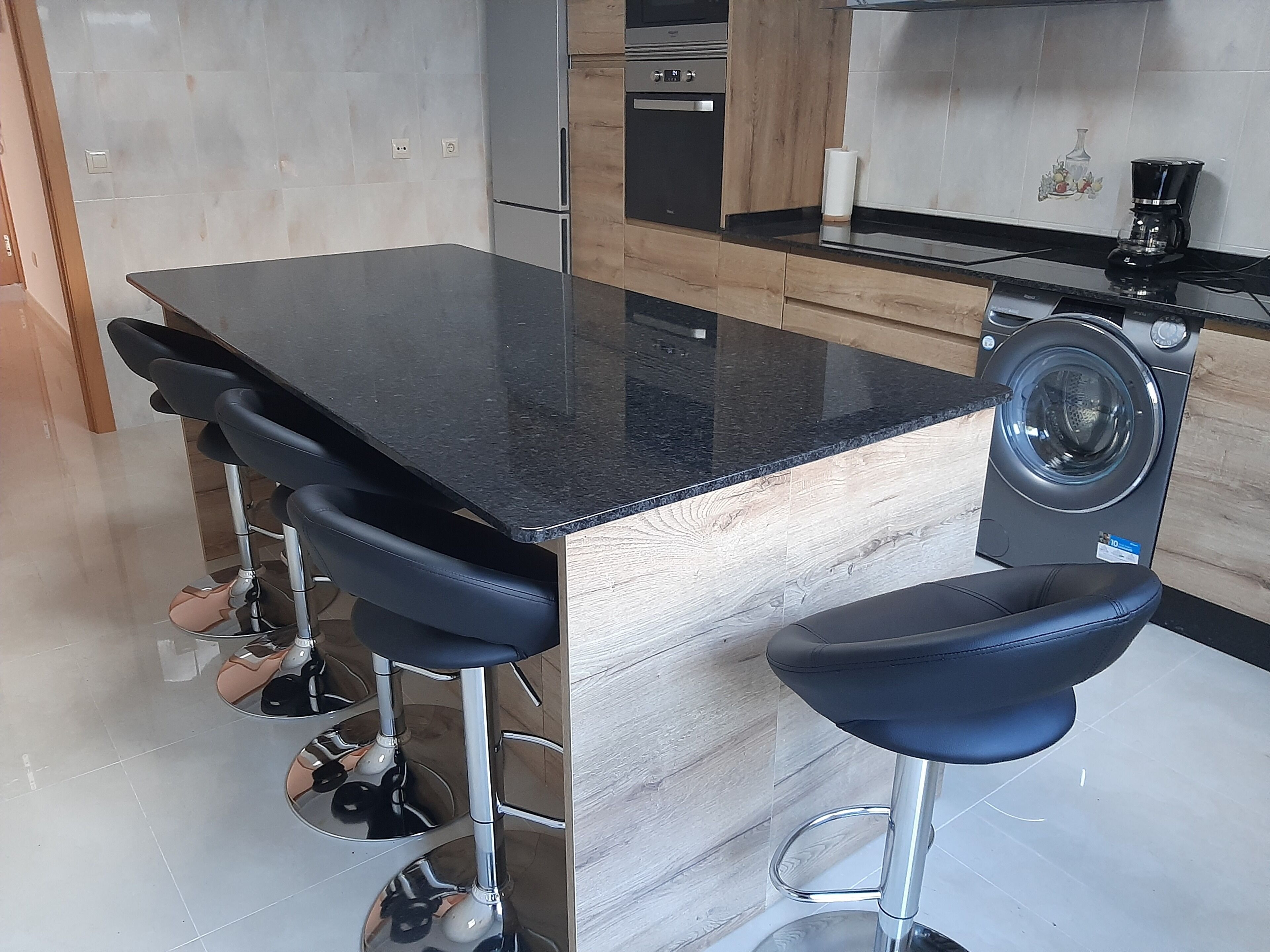 Apartment, 3 Bedrooms, Pets Allowed, Sea View | Private kitchen