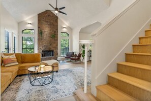 Smart TV, fireplace, offices