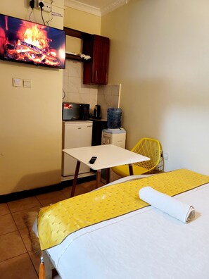 Suite estudio Deluxe, vista a la ciudad | Insonorización y wifi gratis