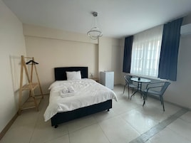 Quarto standard | Escrivaninha, Wi-Fi de cortesia