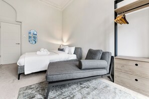 2 Schlafzimmer, Bügeleisen/Bügelbrett, Reisekinderbett, kostenloses WLAN