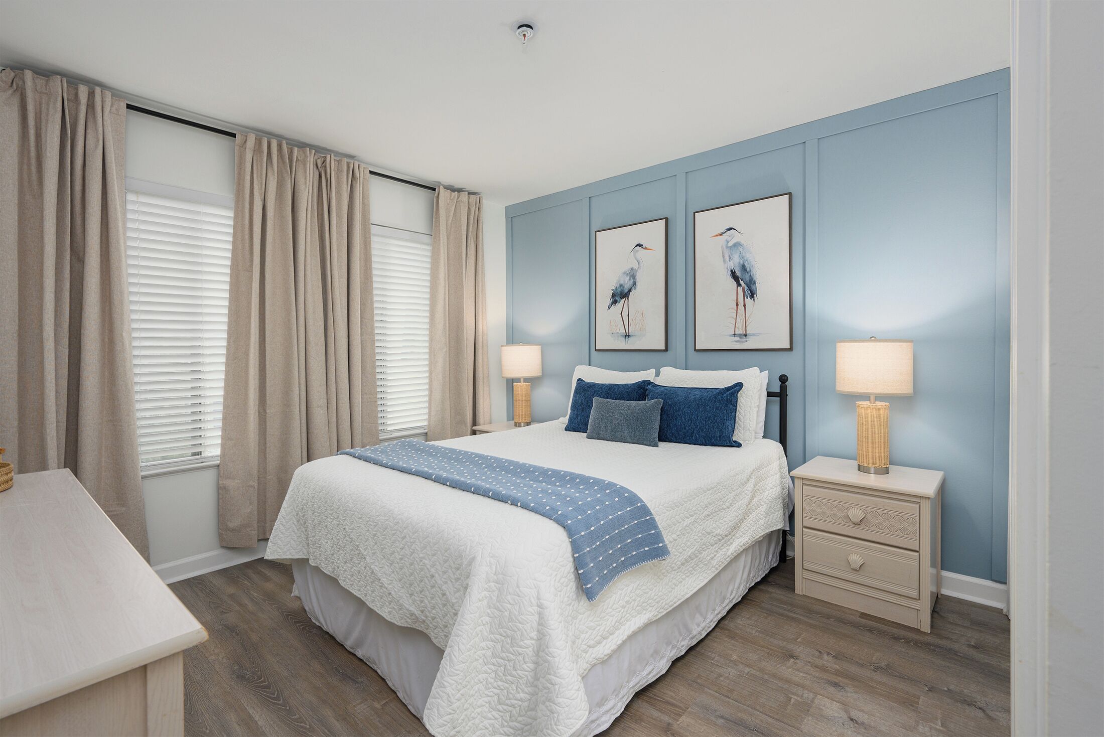 2 chambres, fer et planche à repasser, Wi-Fi gratuit, draps fournis