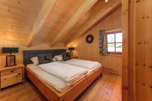 3 bedrooms, iron/ironing board, travel cot, free WiFi - Chalet am Oberhausberg - Region Schladming-Dachstein - 4 Berge Schischaukel (Haus im Ennstal)