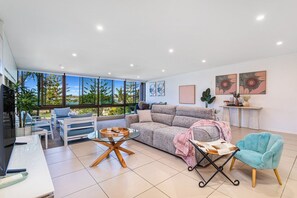 تلفزيون ذكي