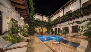 Pool - Spacious 9-bedroom apartment with WiFi, AC in awesome Cartagena (Cartagena)