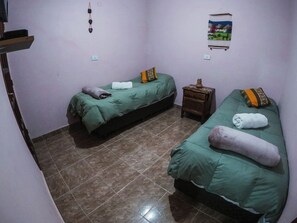 Economy Double Room | Free WiFi - Imaynalla Hostel  (Humahuaca)