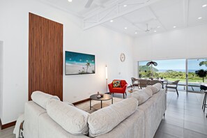 Smart TV, printers - Private Paradise: Ocean Views & Pool Hideaway in Playas del Coco (Coco)