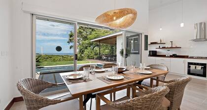 Private Paradise: Ocean Views & Pool Hideaway in Playas del Coco