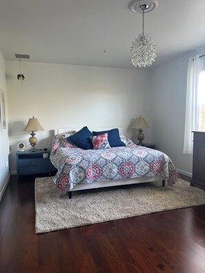 3 Schlafzimmer, Bügeleisen/Bügelbrett, WLAN, Bettwäsche