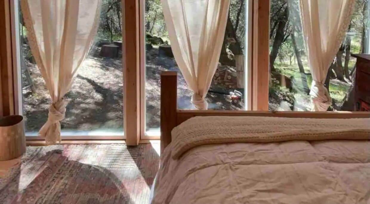 1 habitación y ropa de cama 