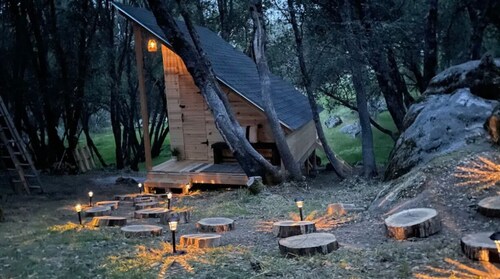 Romantic Glamping by Yosemite!