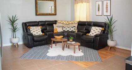 Boot Scoot'n In the Stockyards. 3 bedrooms/2 bath