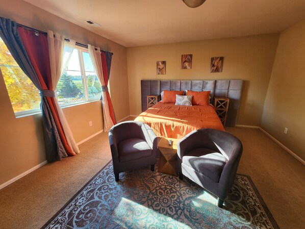 3 bedrooms, iron/ironing board, free WiFi, bed sheets