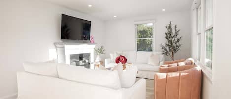 TV, fireplace, offices