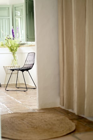 1 bedroom, iron/ironing board, free WiFi