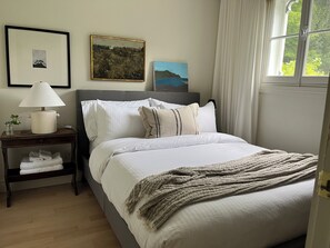 3 室のベッドルーム、アイロン / アイロン台、インターネット、ベッドシーツ