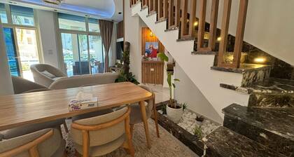 Charmante Smart Home Villa-Duplex, direkt am Strand, beste Lage,direkt in Mamsha