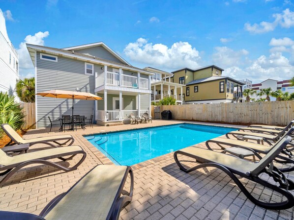 Piscina externa, piscina aquecida