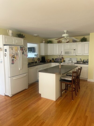 55+ Community:  2B/2Bath condo with balcony and 2-car garage