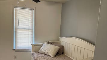 3 habitaciones, wifi gratis y ropa de cama
