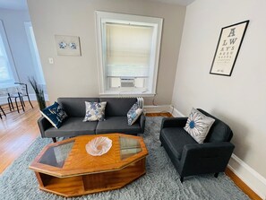 Apartment | 1 bedroom - Charming Place to Call Home (Elkins Park)
