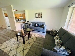 1 bedroom - Fully Furnished 1BR Near Mossrehab (Elkins Park)