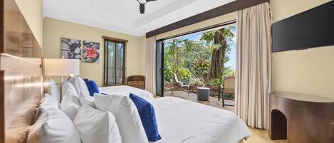 5 bedrooms, WiFi, bed sheets
