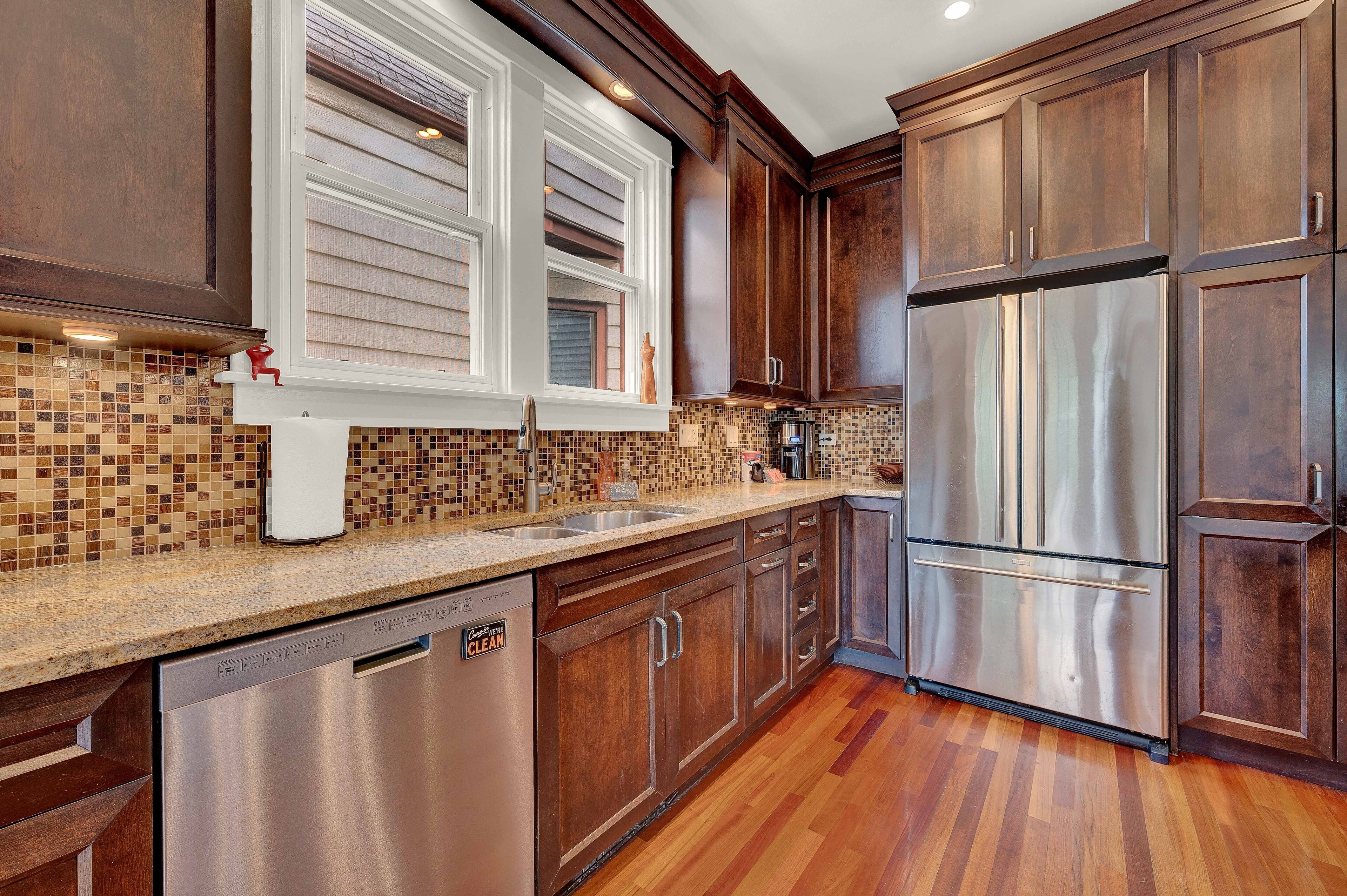 Fridge, microwave, oven, dishwasher