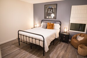 5 bedrooms, desk, iron/ironing board, free WiFi