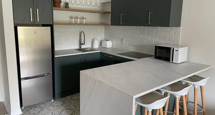 Luxury By The Coast - Sleeps 4