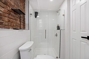Free toiletries, hair dryer, towels, toilet paper