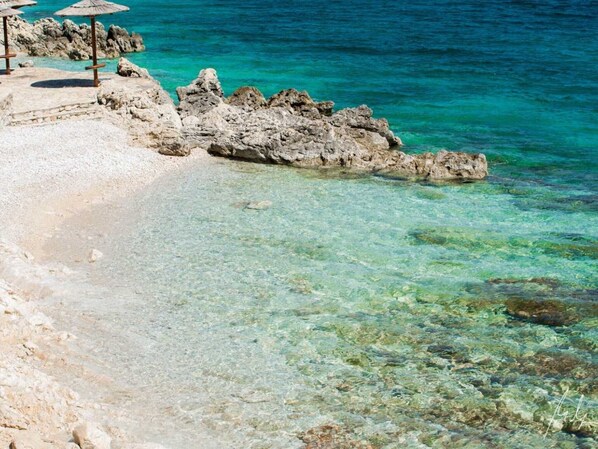 Beach - Stylish Two Bedroom Apartment in Labin - Two Bedroom Apartment with Terrace (Labin)