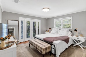 5 chambres, fer et planche à repasser, Wi-Fi gratuit, draps fournis